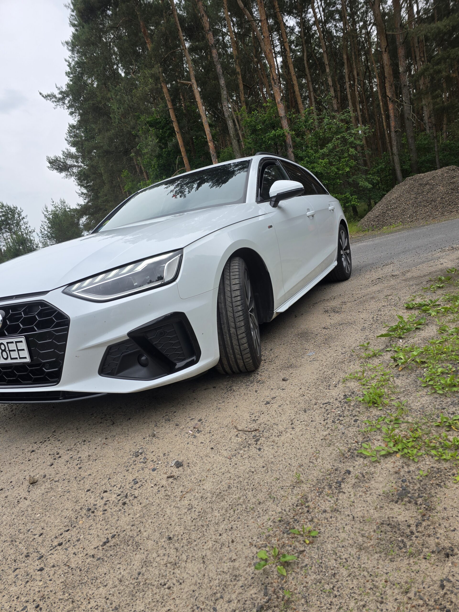 Audi A4 B9 2.0 204km S-line