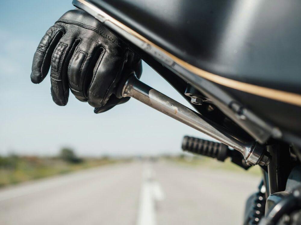manetka zmiany biegów w motocyklu