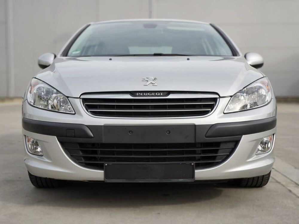 zderzak przedni Peugeot 307